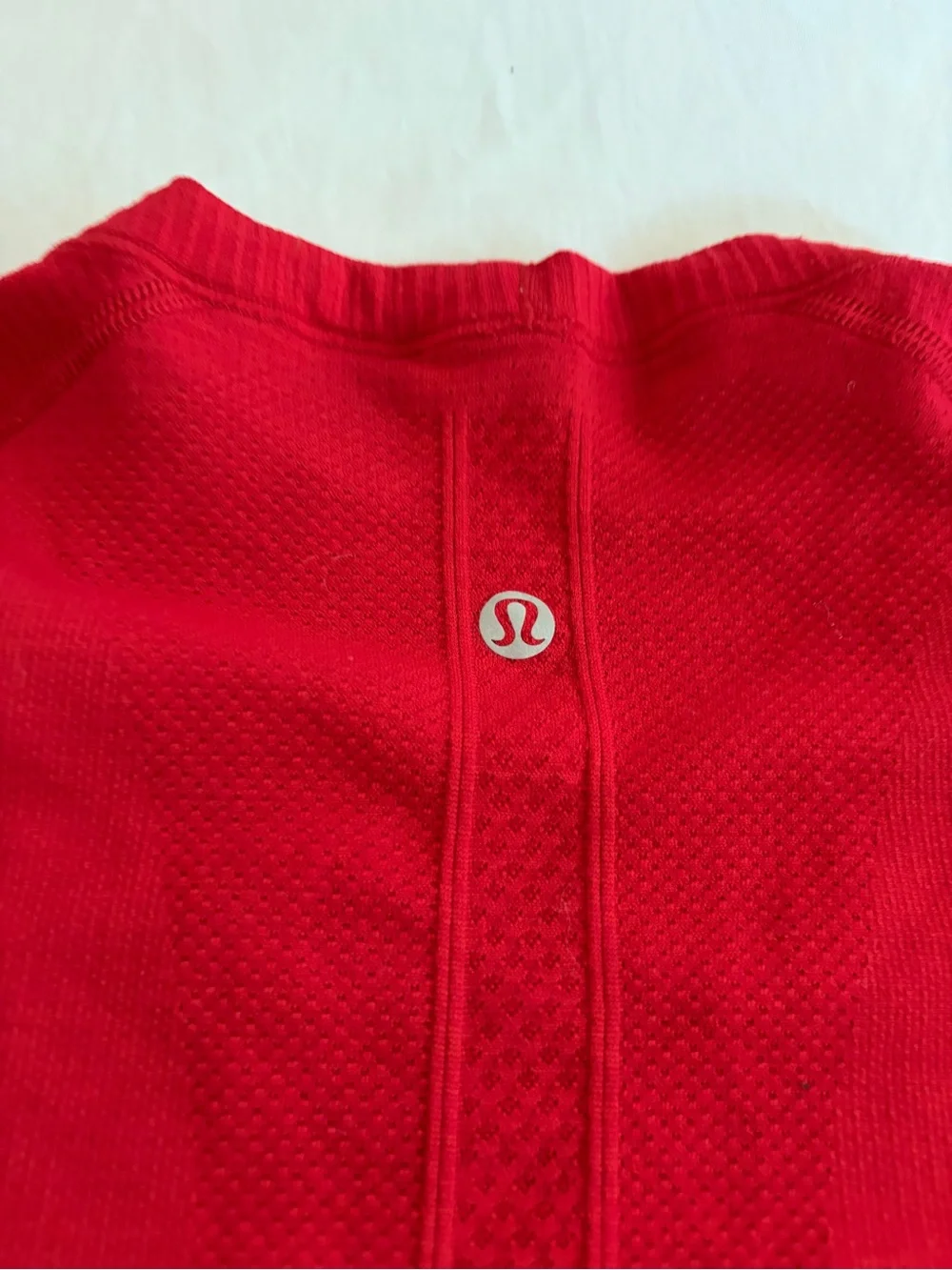Lululemon Swiftly Tech Short Sleeve Shirt Silverescent Technology Size 10